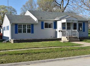 517 Oak St, Osage, IA 50461