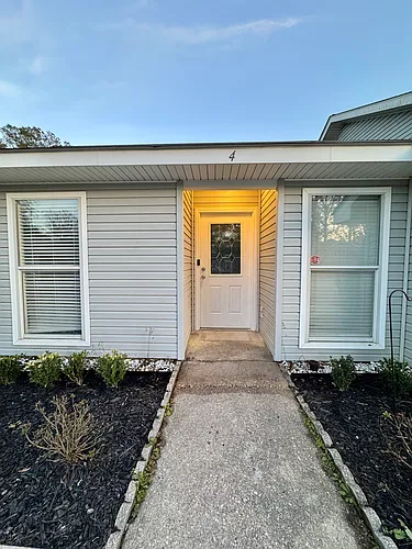 14267 Woodlands Dr #4 Photo 1