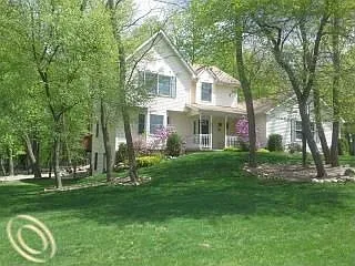 10939 Tree Line Dr photo 1
