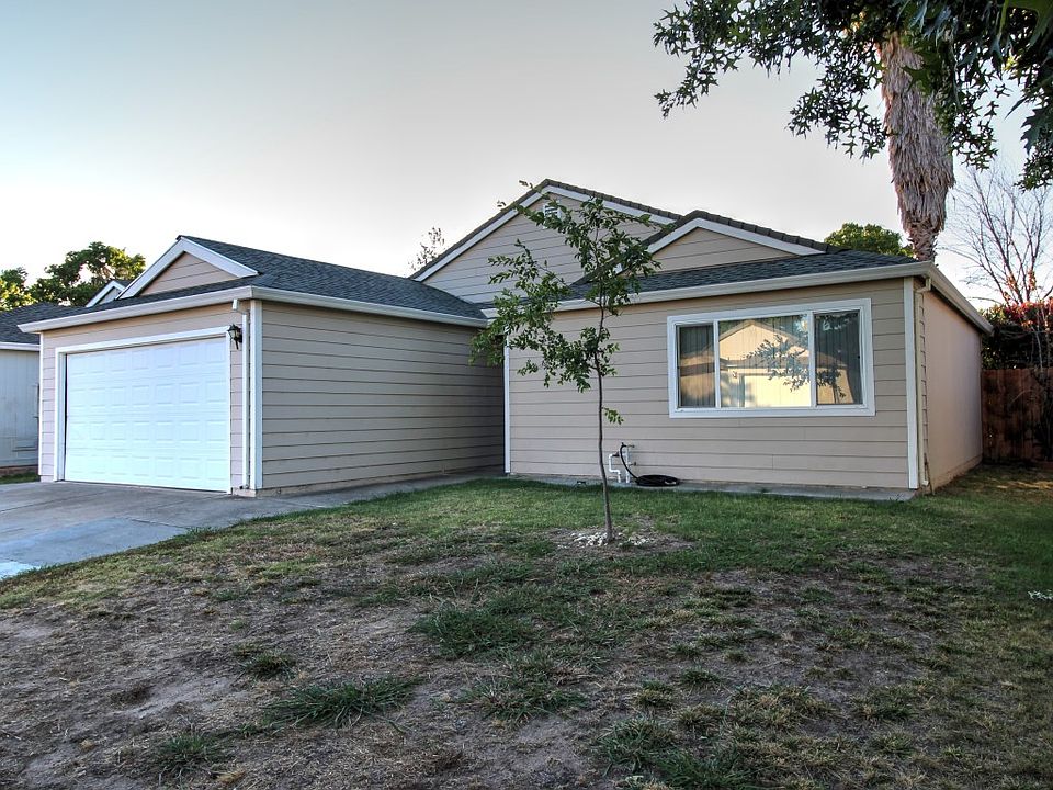 1st image of 4533 Loch Haven Way