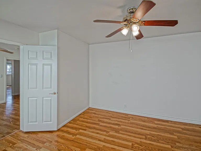 330 Bungalow Dr — Photo 24