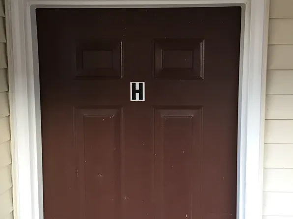 202 Quarter Trl APT H, Newport News, VA 23608