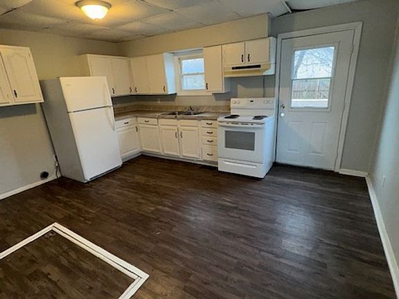 3rd image of 1120 N 2nd Ave