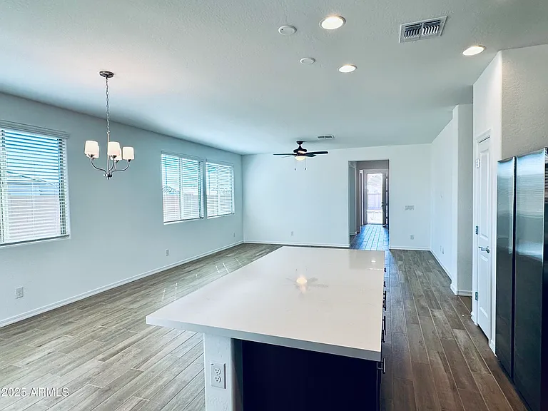 14400 W Calle Lejos — Photo 9
