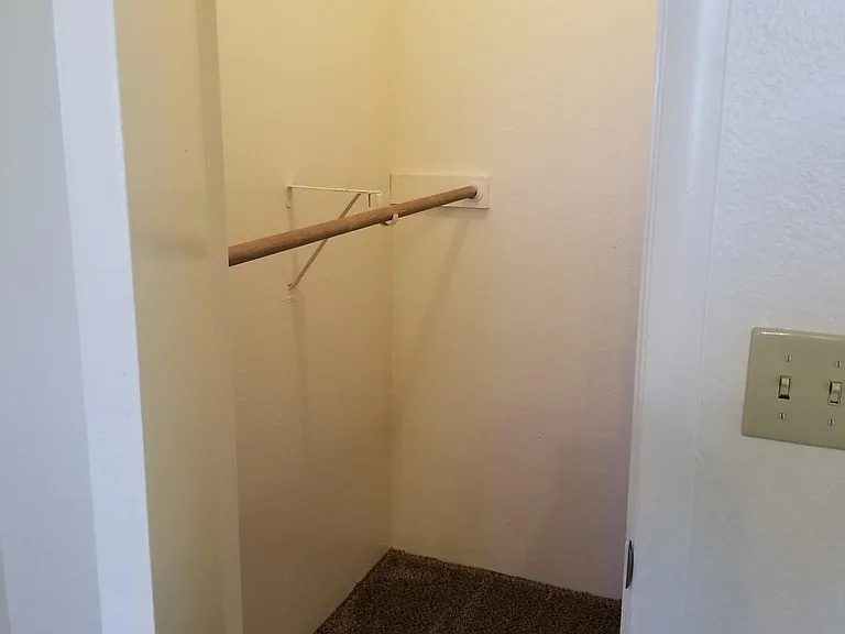 Orange Grove Apartments — Photo 9