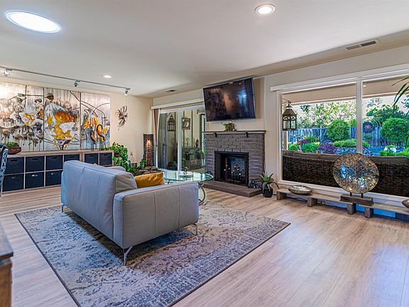 2nd image of 7019 Fairfield Drive