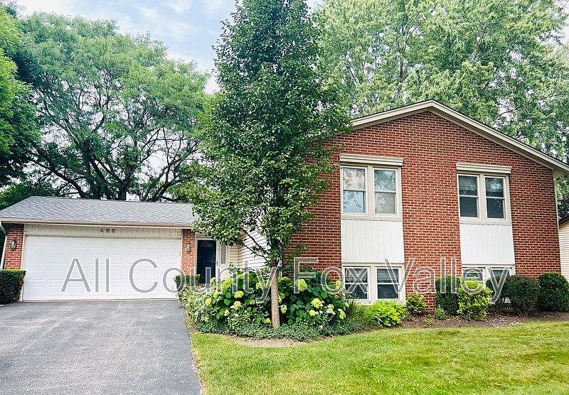 1st image of 489 Ridgewood Ln
