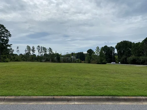 2500 Isaac Dr, Goldsboro, NC 27530