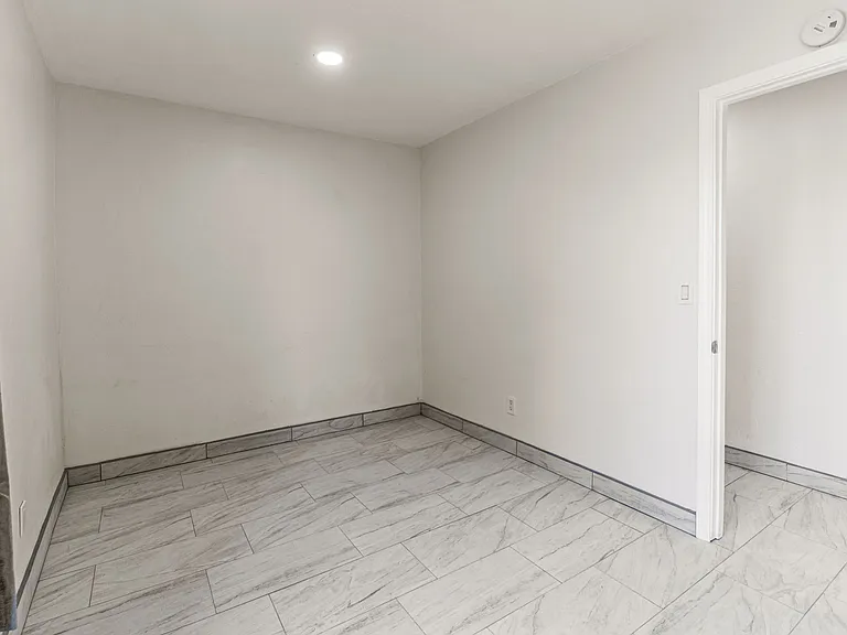 3728 Odom St — Photo 11