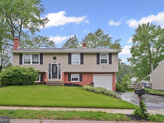 2nd image of 2622 Boxwood Dr