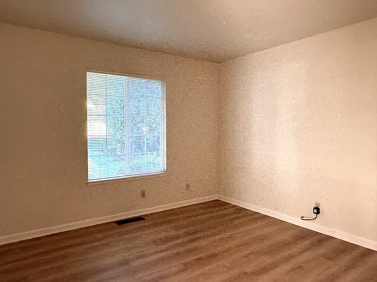146 Northridge Dr — Photo 28