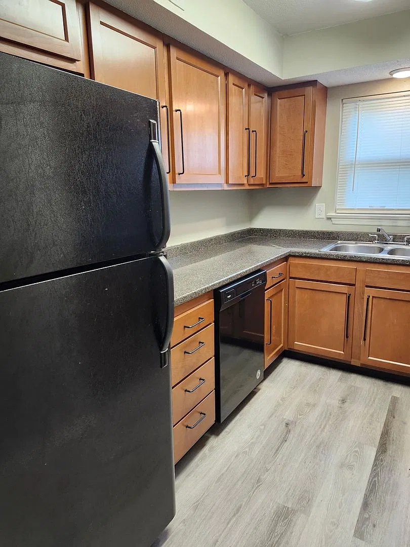 778 & 780 Winding Hills Lane — Photo 4
