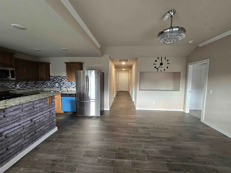 431 Red Robin St #431 — Photo 16