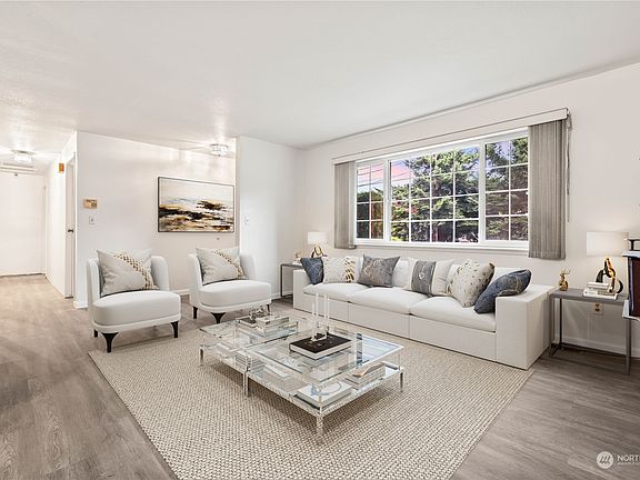 4th image of 17806 74th Street S