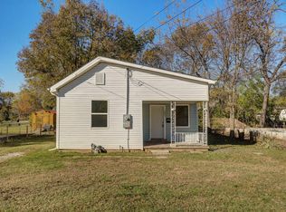 1807 N Tyler Ave, Springfield, MO 65802