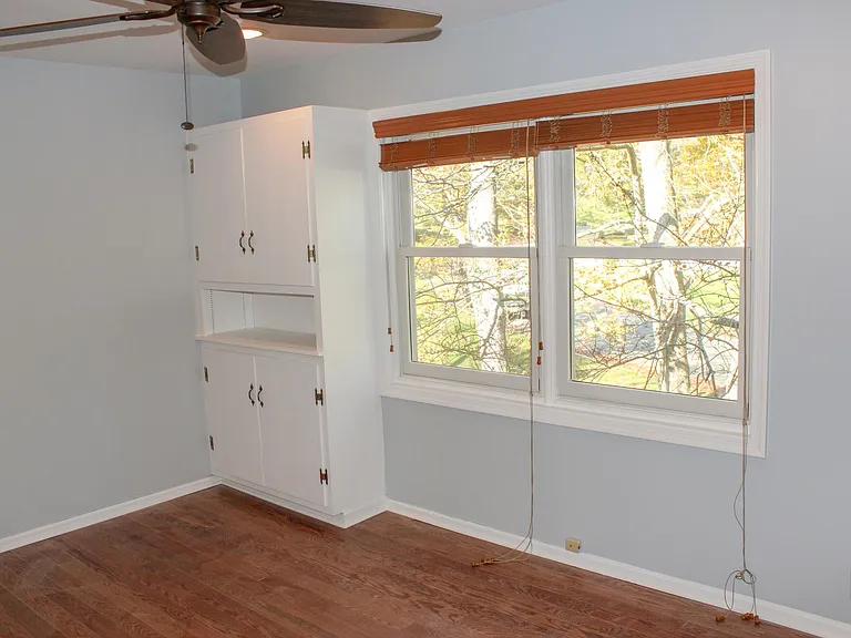 11 Heritage Dr — Photo 9