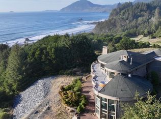 95100 Pigeon Point Rd, Gold Beach, OR 97444