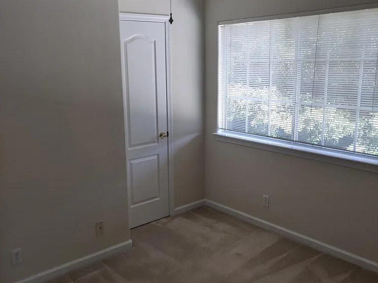 bedroom 2 upstairs