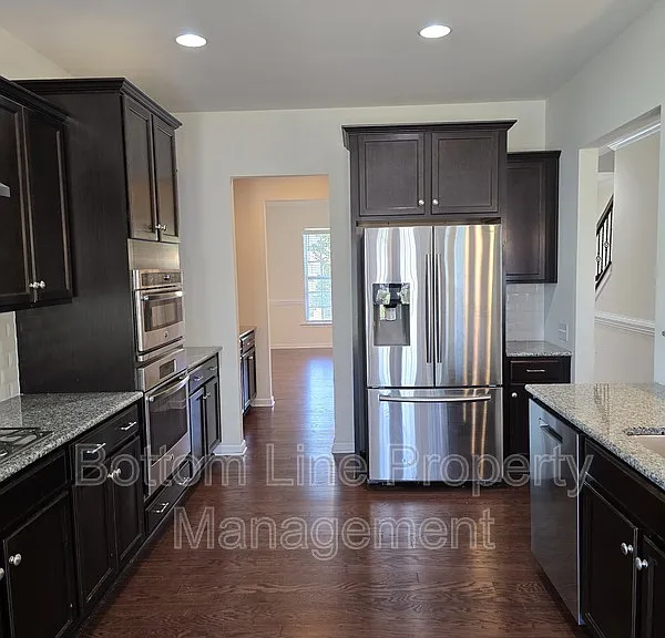 10708 Sky Chase Ave NW — Photo 12