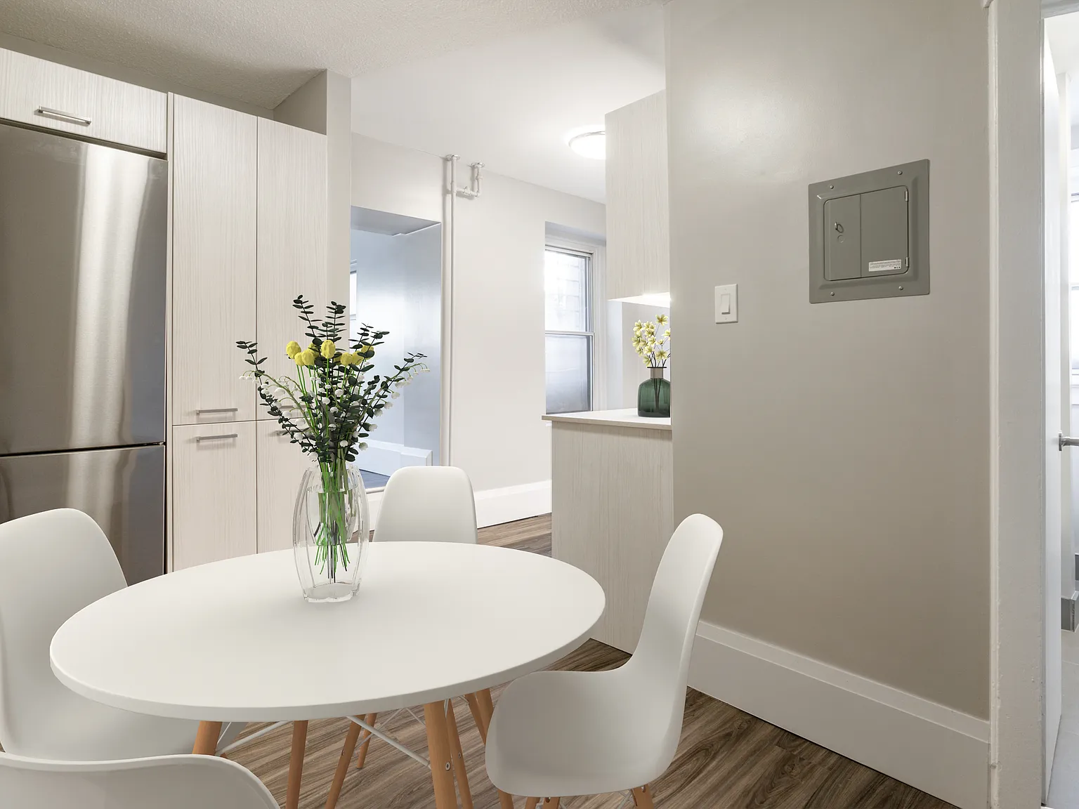 Maya Mews — Photo 4