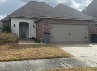 929 Deer Pass Dr, Baton Rouge, LA 70820
