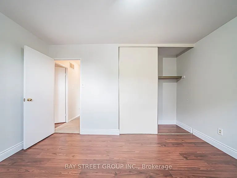 296 Killdeer St W — Photo 3