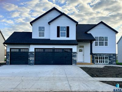 5924 S Coneflower Ave, Sioux Falls, SD, 57108