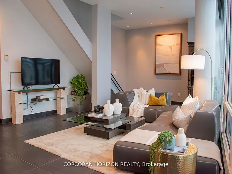 1 Market St #Penthouse 01 — Photo 5