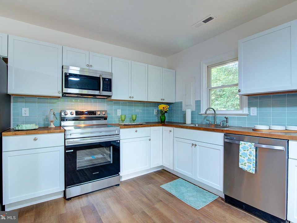 1st image of 107 Federalist Way