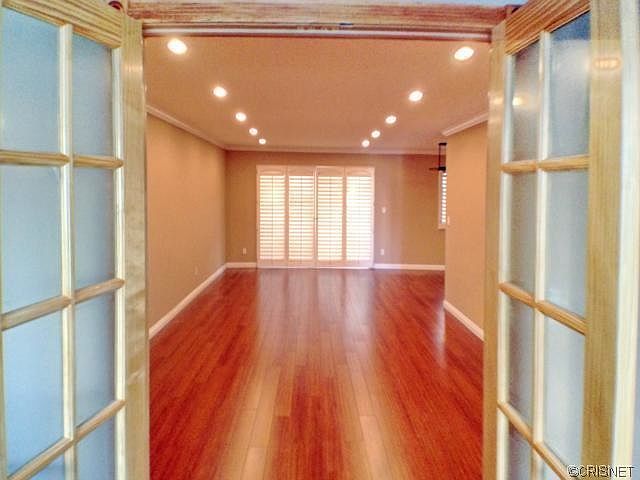 1st image of 5412 Lindley Ave Unit 109