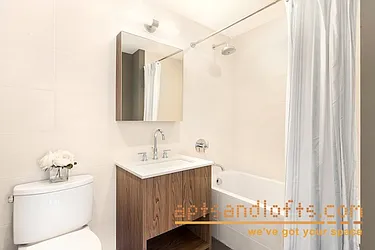 Rented by aptsandlofts.com