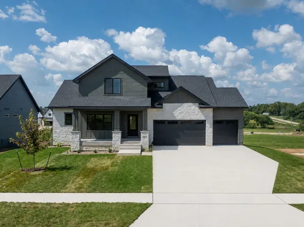 3001 Wakonda Dr, Norwalk, IA 50211
