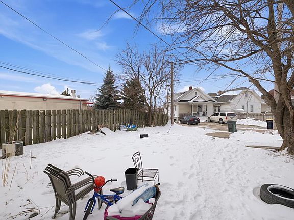 4th image of 5912 West Beloit ROAD #5914