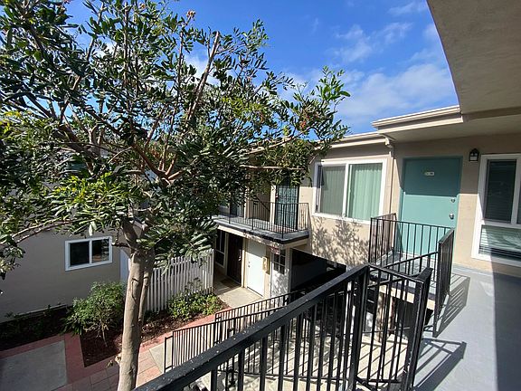 5th image of 4639 Pico St #14