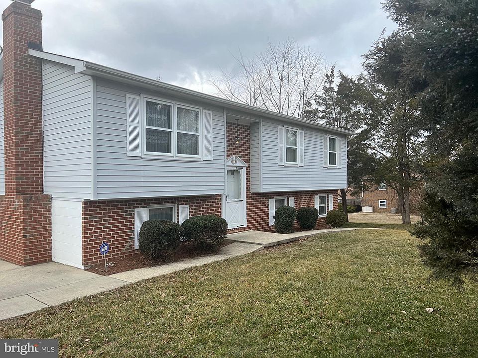 2nd image of 12205 Wendy Ln