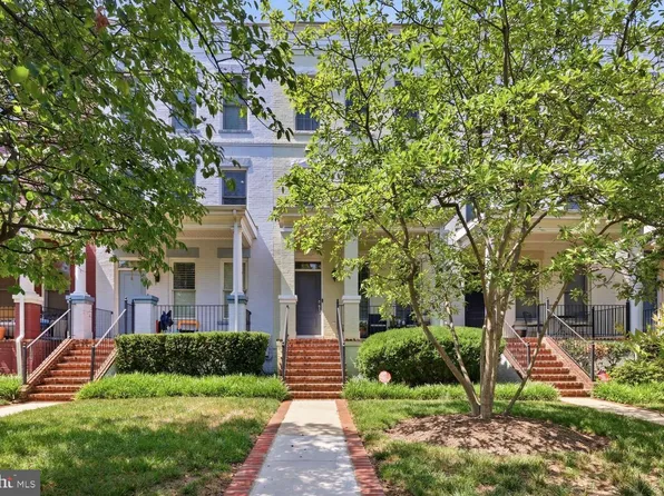 1348 S Carolina Ave SE, Washington, DC 20003