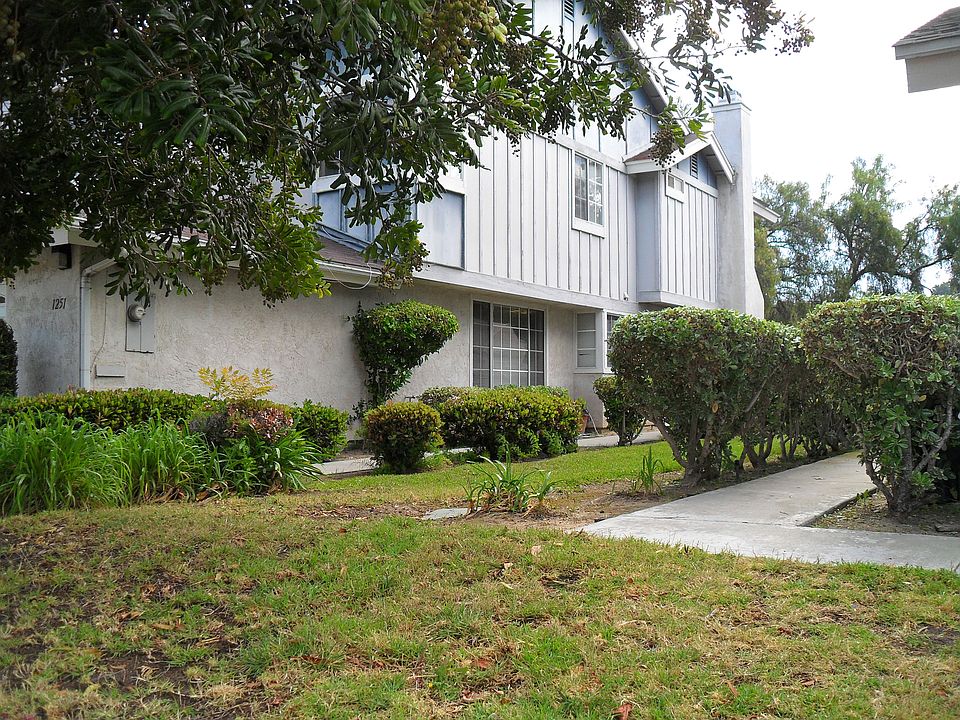 1st image of 1251 Manzana Way