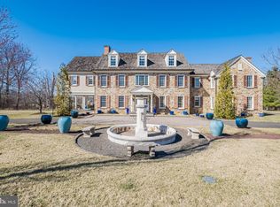 4 Merrick Dr, Newtown, PA 18940