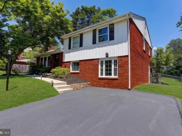 125 W Thompson Ave, Springfield, PA 19064