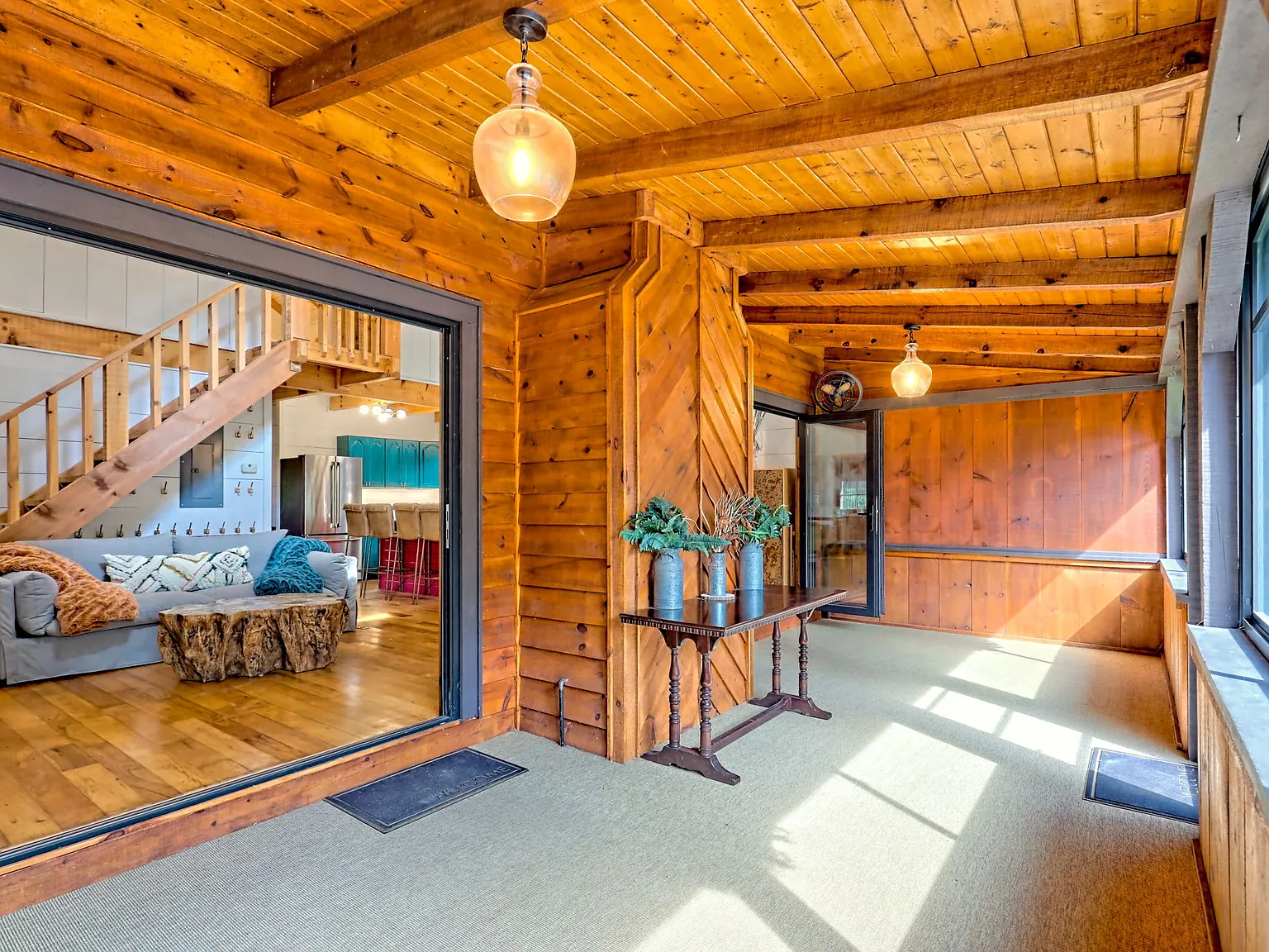 2 bed, 1.5 bath, 988 sqft, $3,500 — Photo 2