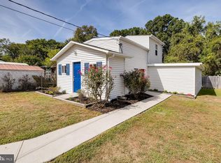 7608 Paradise Beach Rd, Pasadena, MD 21122