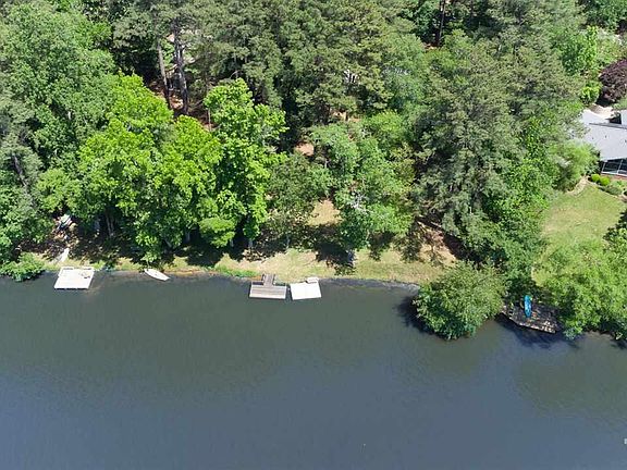 3rd image of 1821 S Lakeshore Dr
