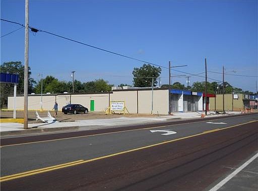 1st image of 18 Bolton Ave