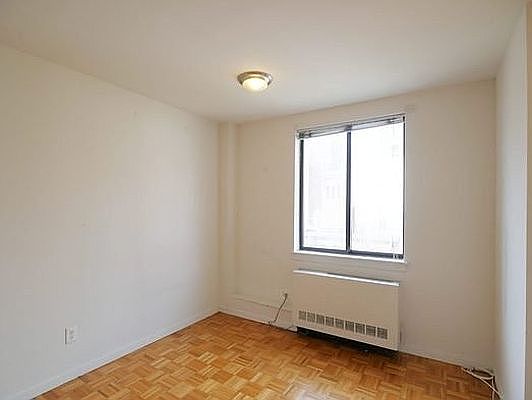 3rd image of 152 Lexington Ave #10A