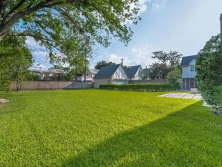 4329 Lorraine Ave — Photo 23