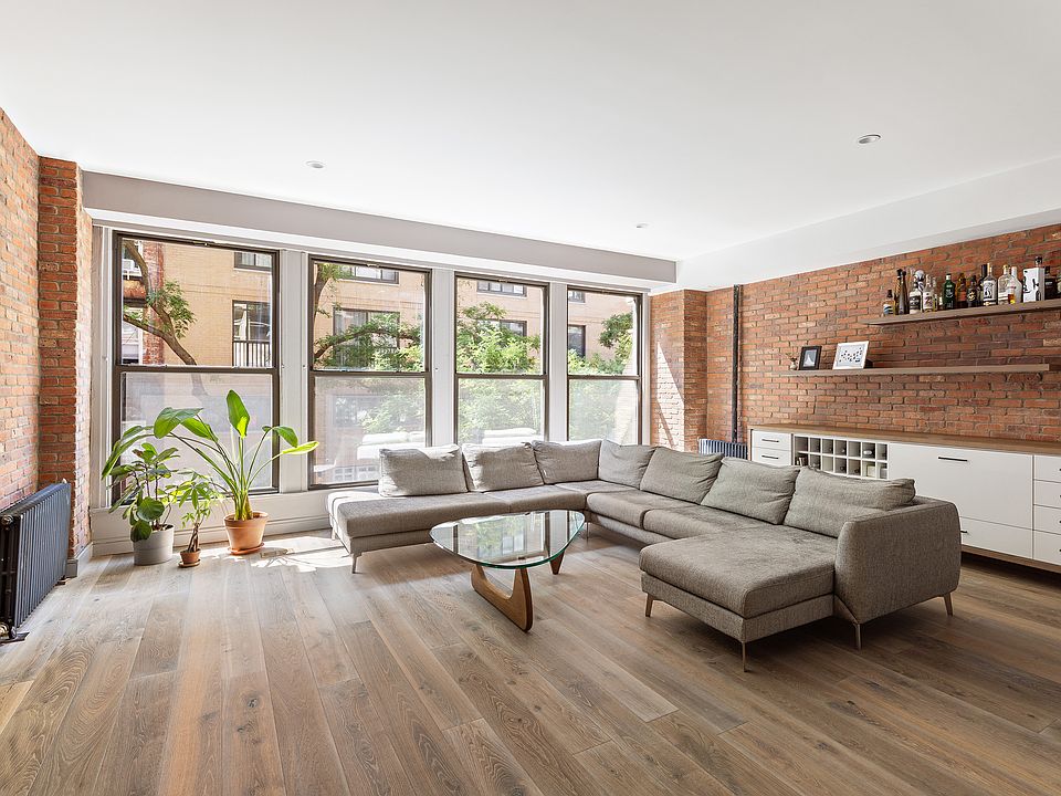 1st image of 9 Jones St APT 2