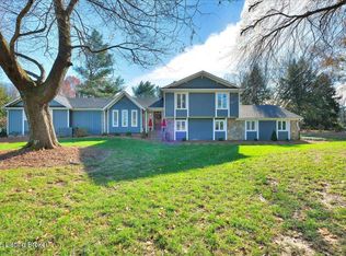 1904 Cardinal Harbour Rd, Prospect, KY 40059