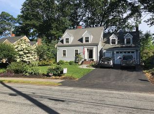 17 Lindbergh Ave, Needham, MA 02494