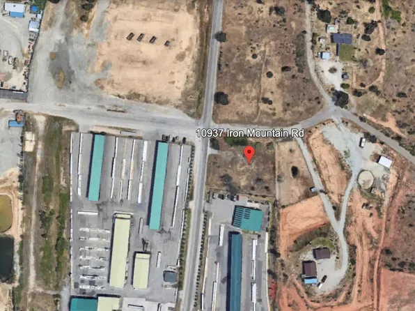 10937 Iron Mountain Rd, Redding, CA 96001