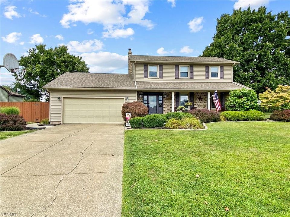1st image of 4598 Woodridge Dr